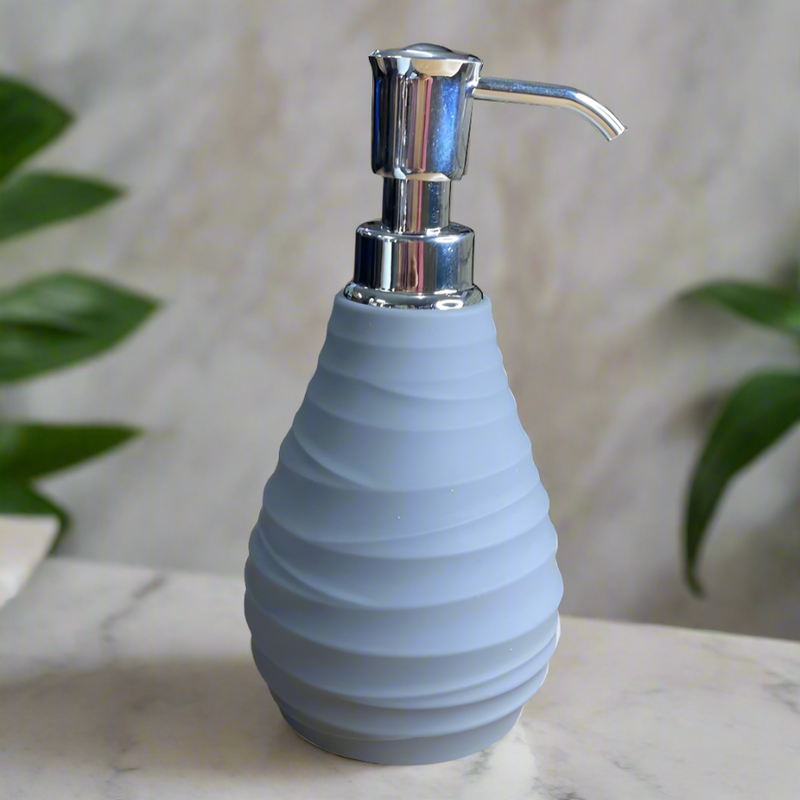 Matte Finish Ribbed Design Soap Dispenser With Chrome Pump By-APT