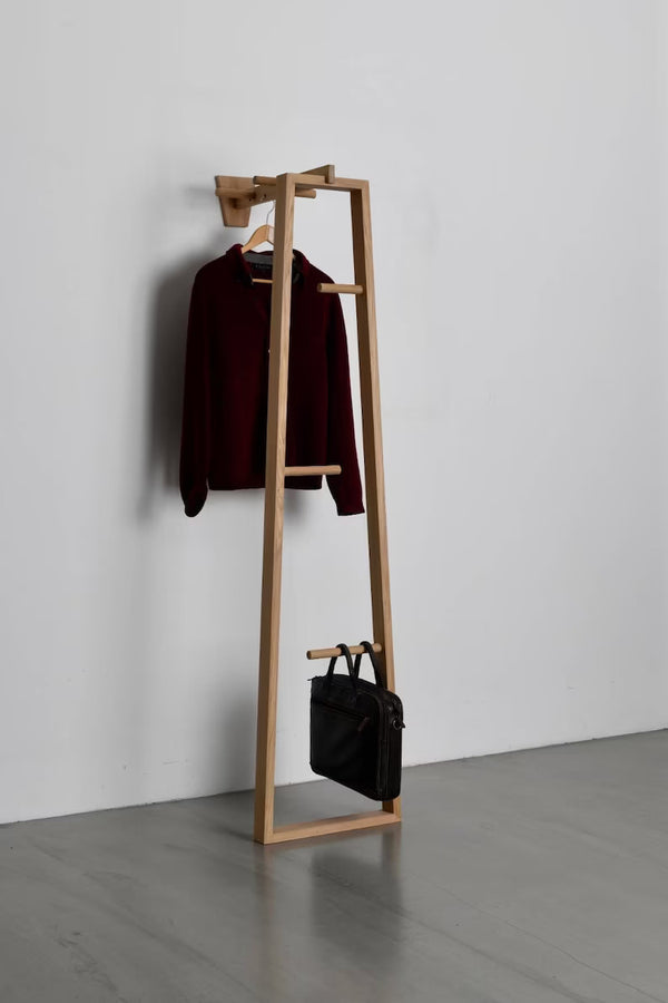 Mordern Cloth Storage/Hanging  By Miza